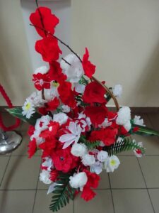 Bukiet Biało - Czerwonych kwiatów